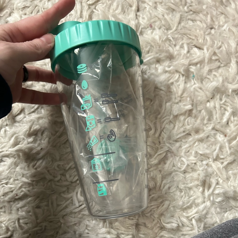 Pampered chef pancake shaker bottle